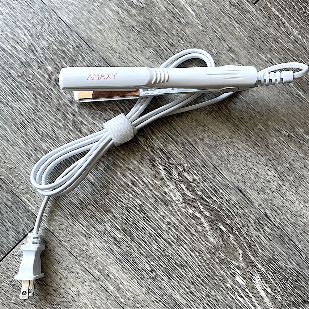 AMAXY 1/2” mini hair straightener flat iron travel sized white